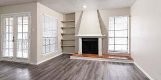 Deer Oaks Gallery 27