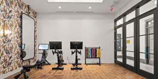 Bennet at BullStreet Gallery 15