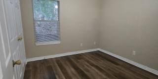 2800 McDonald Gallery 16