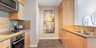 50 South Pointe Drive Gallery 4