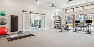 Everleigh Deerfield Age 55+ Apartment Homes Gallery 14