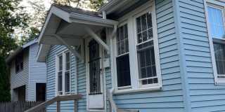 2-bed home across from Glenn Park! Gallery 3