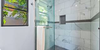 Kahala Zen: Spacious Modern Oasis w/ Studio, Garden & Lush Garden Gallery 50