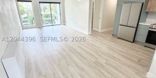 641 Espanola Way Gallery 1