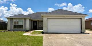Beautiful 3/2 located at 5424 Nicole Blvd! Gallery 1