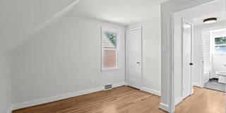 17421 Quincy Street Gallery 21