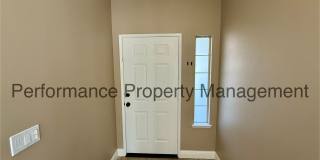 Beautiful 3 Bed/2 Bath Home in Fresno w/ RBP & $0 Deposit Option Gallery 3