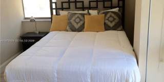 1800 COLLINS AV Gallery 14