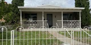 2927 MOBILE Avenue Gallery 1