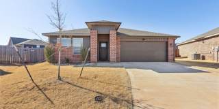 Stunning 4-Bed Home in Deer Creek Schools with Open Floorplan & Community Amenities Gallery 4