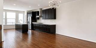 23451 EPPERSON Square Gallery 18