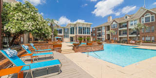The Village at Bellaire Apartments Gallery 22