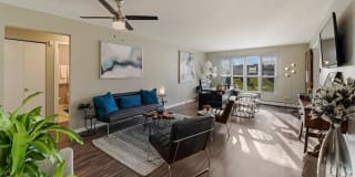 The Clarendon Apartment Homes Gallery 4