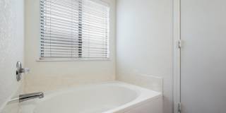 8111 Running Hollow Gallery 21