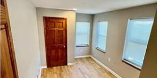 1599 Retreat Street Gallery 6