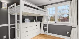 9 Grimes Road Gallery 23