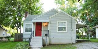 Updated 3BR/2BA House Near MSU – Garage, Basement  Yard! Gallery 1