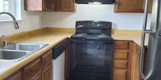 Townhome with 4 bedrooms, 2.5 bath Gallery 5
