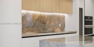 1314 NE 16th Ter Gallery 11