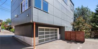 3bd/2.5ba Seattle Home Gallery 22