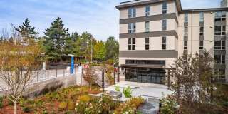7000 Campus Apartments - Student Housing Gallery 12