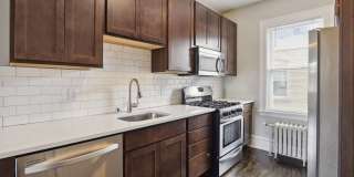 2901 James Avenue South Gallery 1