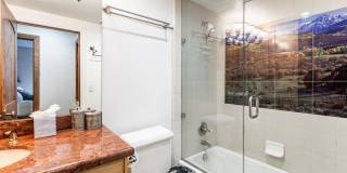 214 Woodside Avenue Gallery 16
