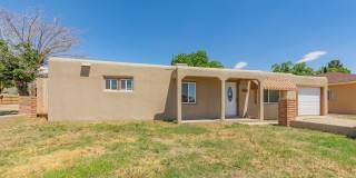 Spacious 4 Bedroom Home Gallery 1