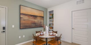 The Easton Riverview Apartments Gallery 17