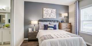 Avant at Steele Creek Gallery 4