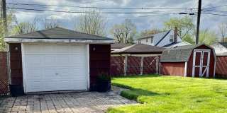 17712 Community Street Gallery 2