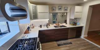 831 Plover Ave Gallery 1