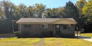 Minutes from Uptown!  Updated 3 Bedroom Ranch Home! Gallery 1