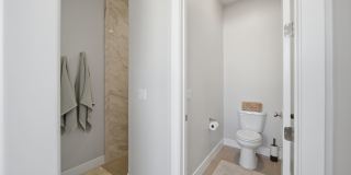 4 Bedroom Home with Gorgeous Views Gallery 26