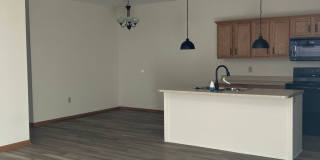 Modern & Spacious 3-Bedroom Ranch Condo – Coming mid-August 2026! Gallery 1