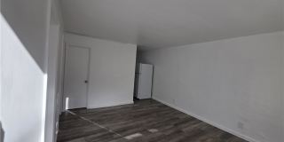 3033 2nd Street Gallery 4