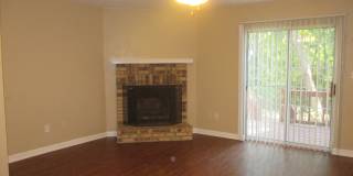 Stunning 2 Bed, 2 1/2 Bath Townhouse Available July 2026 Gallery 8