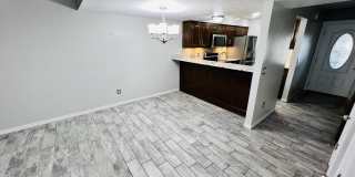 8623 N Lagoon Drive Gallery 11