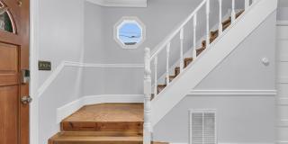 1195 King Street Gallery 22