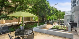 Lenox Club Gallery 21