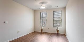 Quimby Plaza Apartment Gallery 8