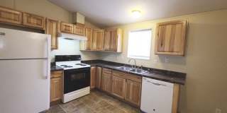 *** Remodeled *** 3 Bed 2 Bath Modular house Gallery 1
