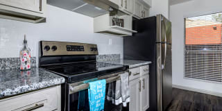 Harbor Walk Gallery 37