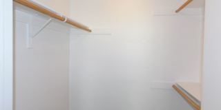 Watermarke Condo 1bed 1 bath Gallery 18