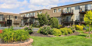 2 Bed & 1 Bath Available!! 1 MONTH FREE RENT!! Gallery 1