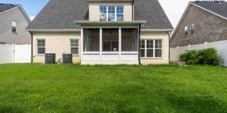 Gorgeous, Luxury 3 bd home with bonus room and screened-in patio! Triple Siegel Schools! Gallery 34