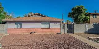 2608 West Ocotillo Road Gallery 1