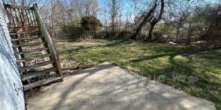 1525 Jackson Ave. Gallery 33