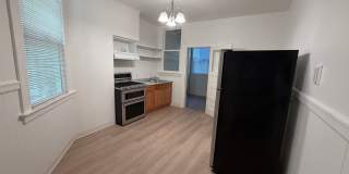 Bright & Spacious One Bedroom, Recently Renovated, W&D in Unit.  Available Now! Gallery 11