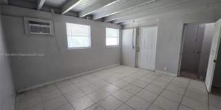 480 NE 136th St Gallery 8